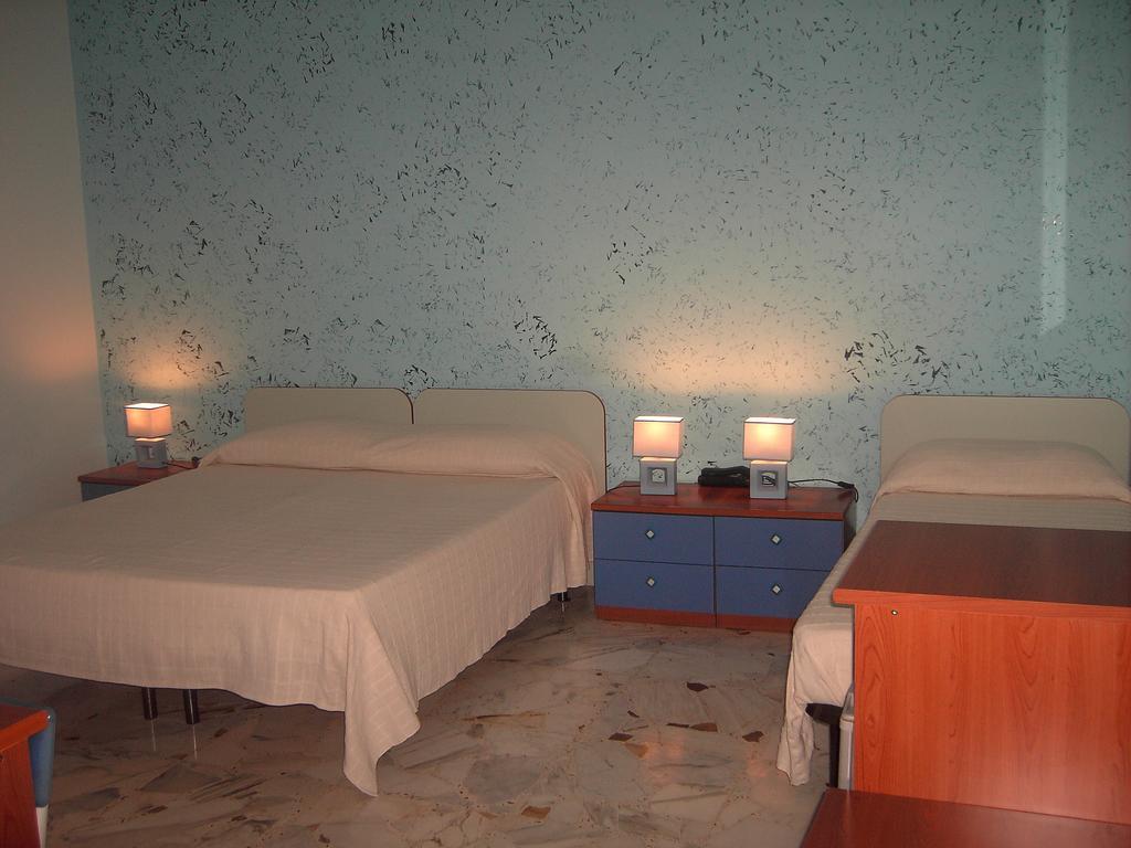 Motta SantʼAnastasia Etna Inn الغرفة الصورة