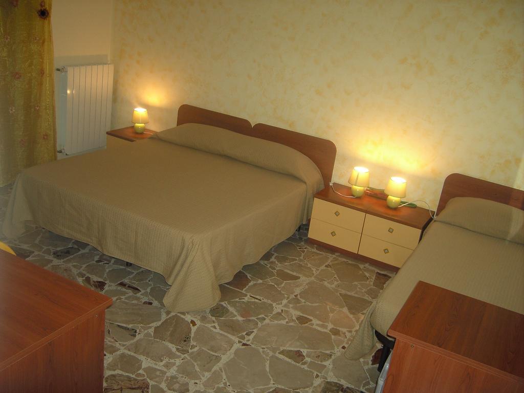 Motta SantʼAnastasia Etna Inn الغرفة الصورة