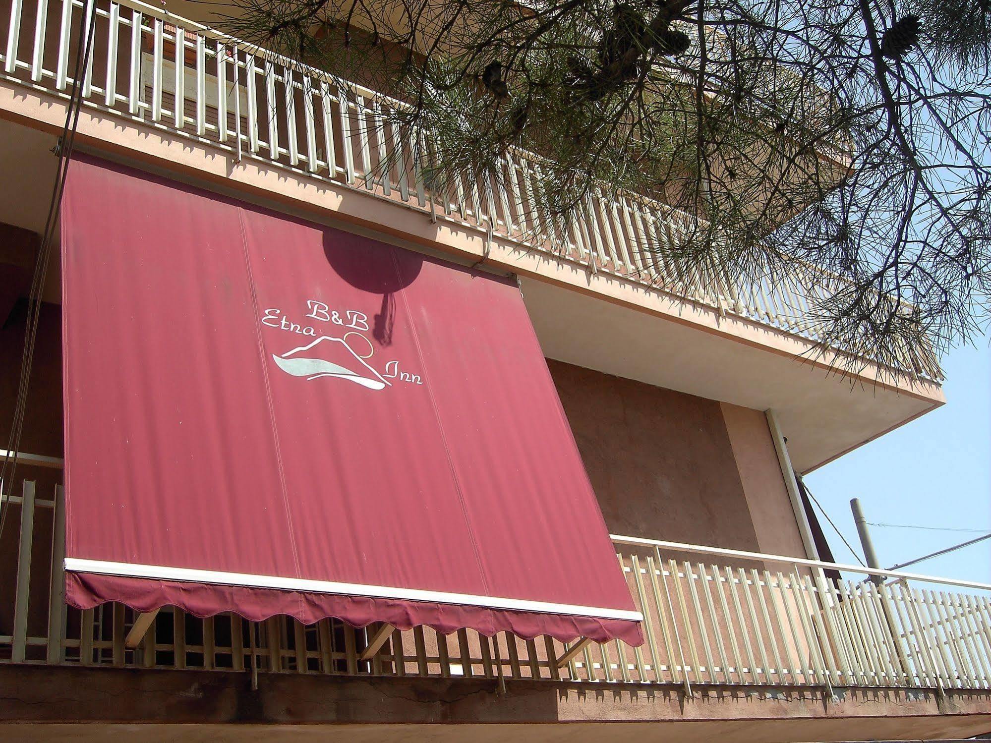 Motta SantʼAnastasia Etna Inn المظهر الخارجي الصورة